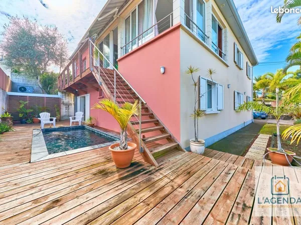 Villa 6 pièces 187 m²
