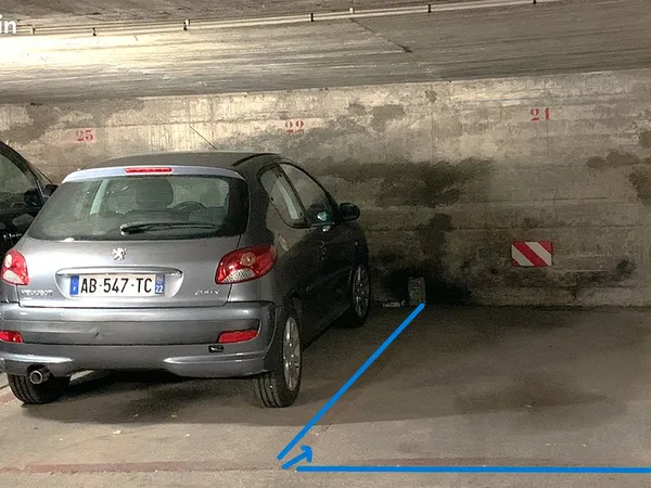 Parking couvert rue des laitières (Vincennes Ouest)