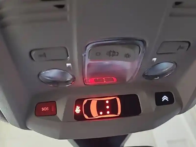 Citroën C5 Aircross puretech 130 s&amp;s bvm6 — photo 27