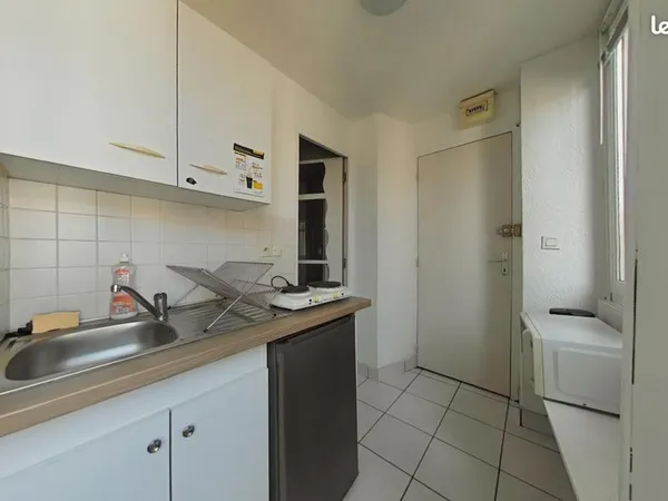 Studio 1 pièce 18 m²