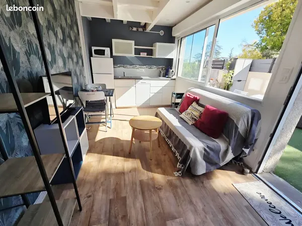 A louer Studio meublé avec terrasse Juvignac