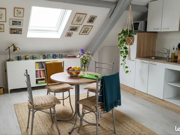 Appartement F3 meublé