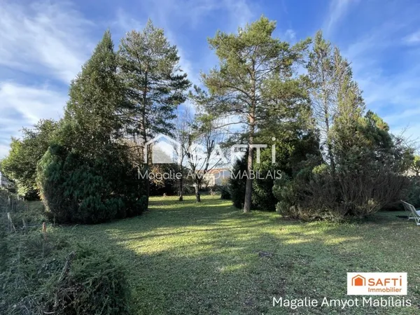 Terrain constructible à deux pas de Cognac !