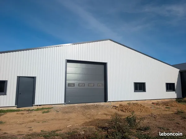Local industriel à partir de 380m²