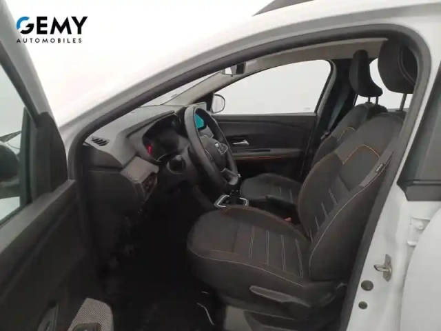 Dacia Sandero eco-g 100 - 22 — photo 44