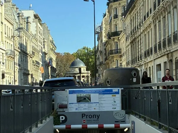 Parking 12 m²
