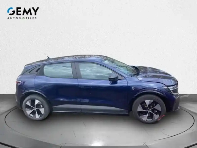 Renault Megane e-tech ev60 220 ch super charge — photo 42