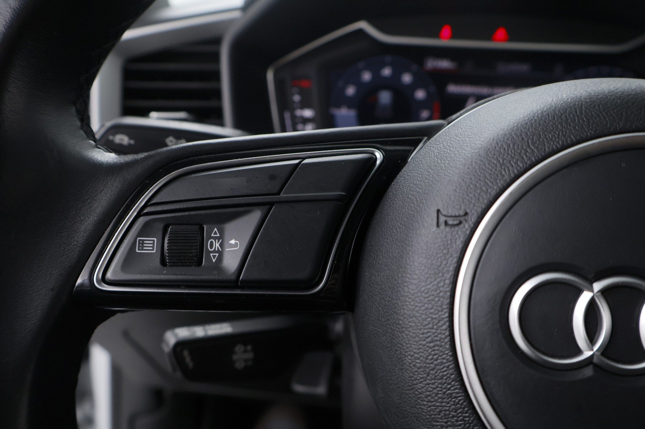 Audi A1 Sportback — photo 20