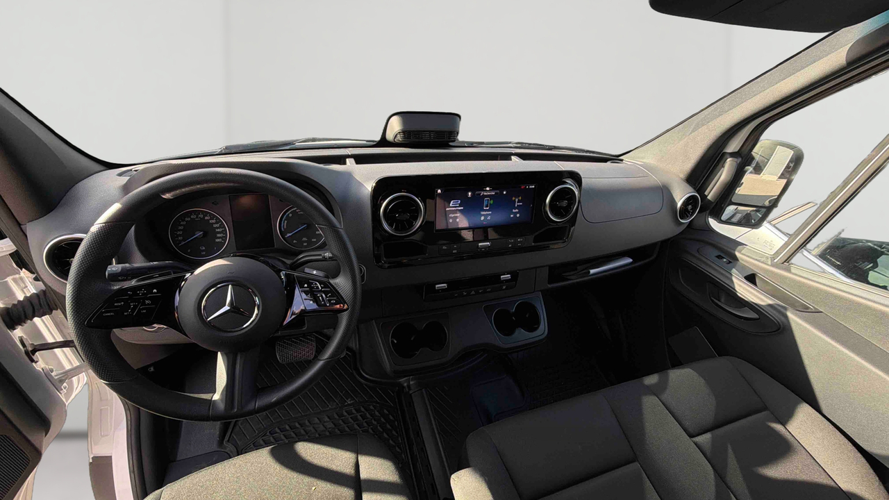 Mercedes E-SPRINTER FGN 314 37 3.5T — photo 9