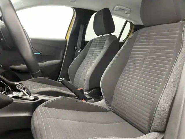 Peugeot 208 puretech 100 s&amp;s eat8 — photo 46
