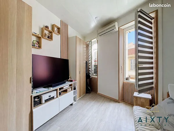 Studio 1 pièce 25 m²