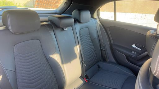 Mercedes Classe A 250 218 8G-DCT - Style Line – 2022 – 65991 km – Hybride essence – Boîte Automatique — photo 19