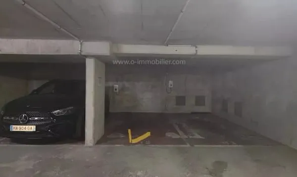 Parking 11 m²