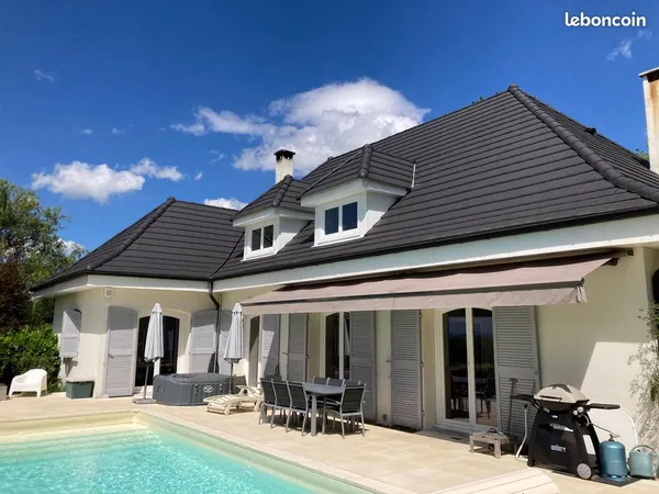 Baisse de prix Maison de charme - piscine - proche centre La Fouillouse - vente urgente sans frais d