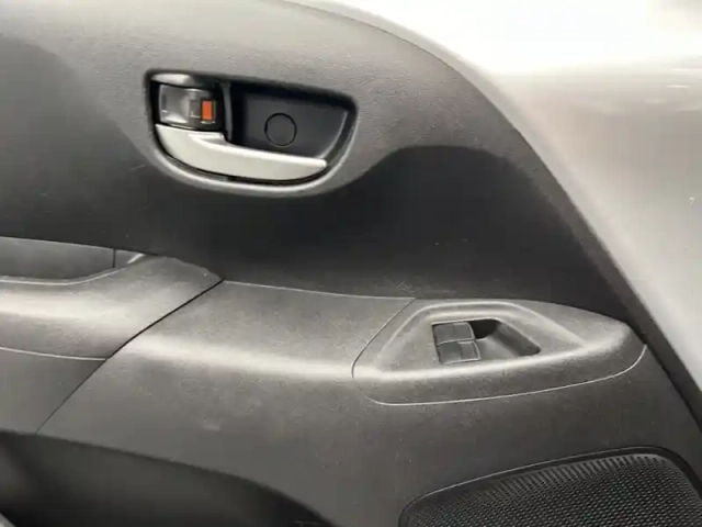 Toyota Aygo 1.0 vvt-i x-play — photo 14