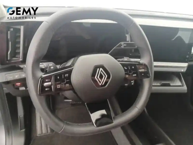 Renault Megane e-tech ev40 130ch standard charge — photo 73