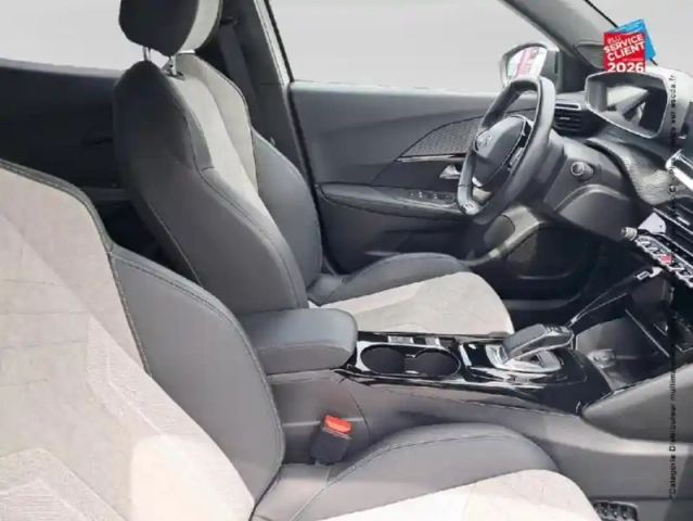 Peugeot 2008 e- 136ch gt pack — photo 5