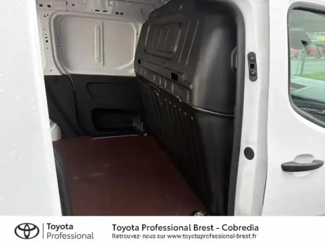 Toyota Proace city medium 130 d-4d start mc24 — photo 12