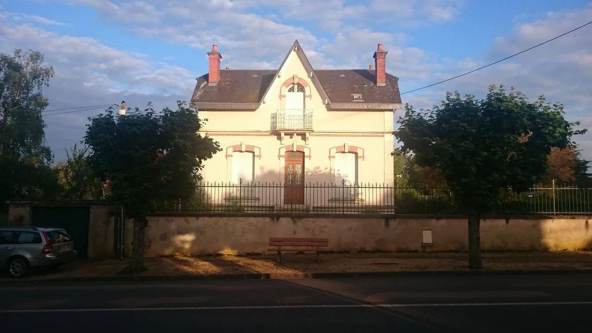Photo 3