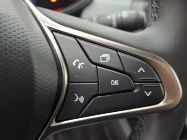 Renault Clio blue dci 100 ch gsr2 — photo 20