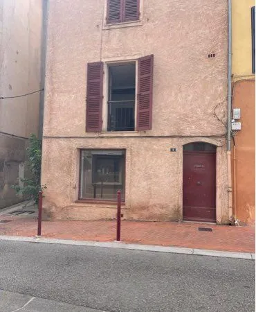 Local professionnel centre village