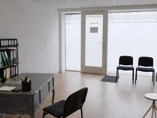 Bureaux 3 pièces 54 m²