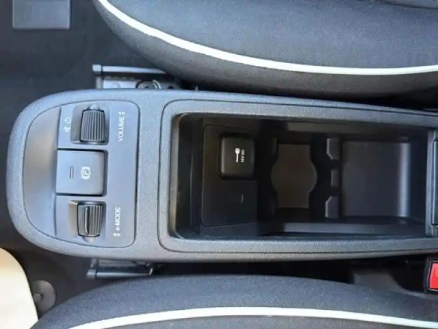 Fiat 500 e 95ch pack confort my23 — photo 13