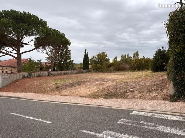 Terrain à vendre