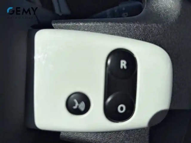 Renault Twingo iii e-tech — photo 15