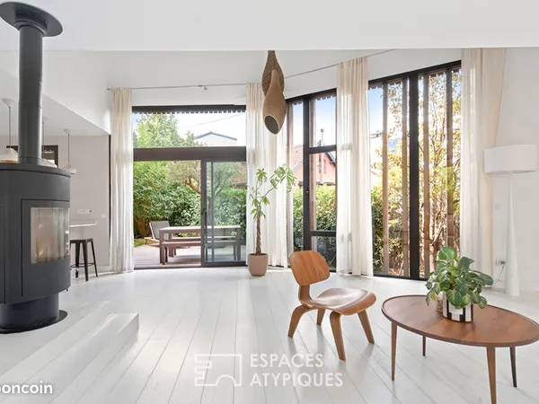 Maison 5 pièces 140 m²