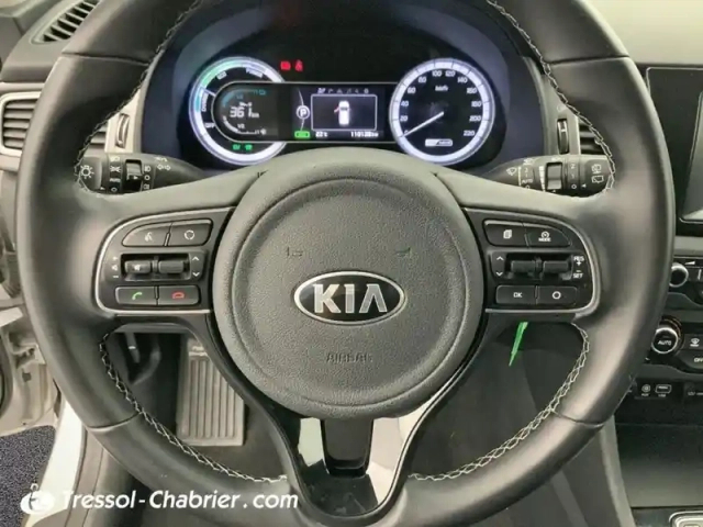 Kia Niro 1.6 gdi hybride rechargeable 141 ch dct6 active — photo 18