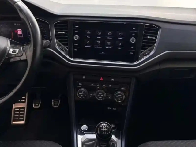 Volkswagen T-Roc 1.0 tsi 110 start/stop bvm6 lounge — photo 10