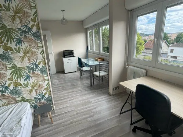 STUDIO 26m2 - RUE DE LA CORVÉE