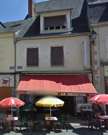 CENTRE-VILLE DE DECIZE immeuble actuellement loué