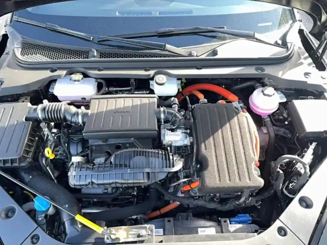 Byd Seal 6 touring 1.5l dm-i 156 kw phev comfort 5p — photo 24