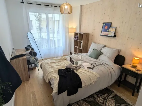 Chambre 1 pièce 13 m²