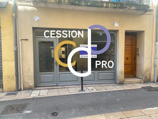 Murs Commerciaux 72 M² En Rdc A Vendre Au Centre-Ville De Nîmes