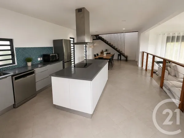 Maison 4 pièces 117 m²
