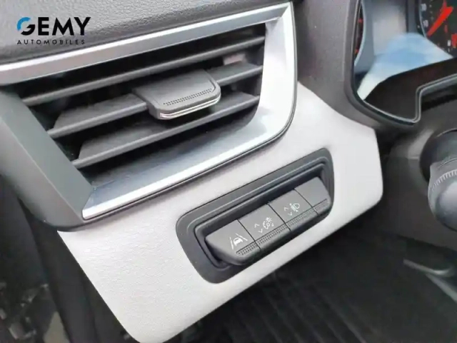 Renault Clio tce 90 — photo 13
