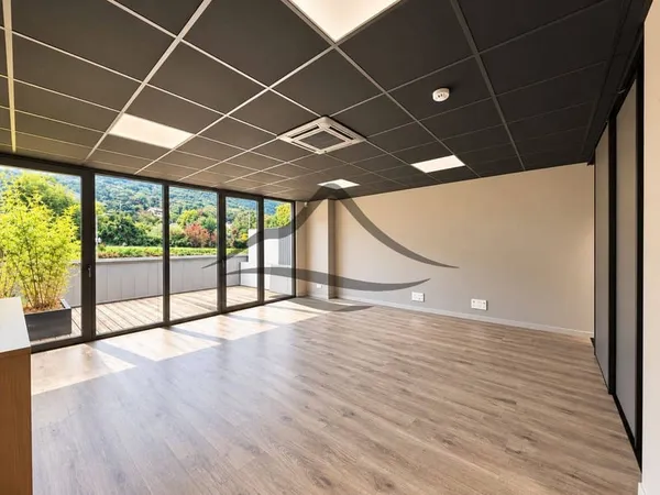 Bureaux 223 m²
