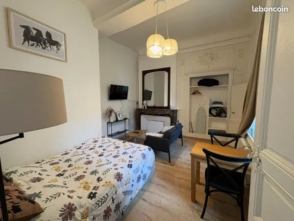 Studio 1 pièce 28 m²