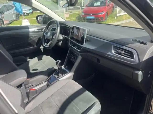 Volkswagen T-Roc 1.5 tsi evo 150ch style — photo 14