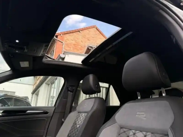 Volkswagen T-Roc 1.5 tsi evo2 150ch r-line dsg7 — photo 6