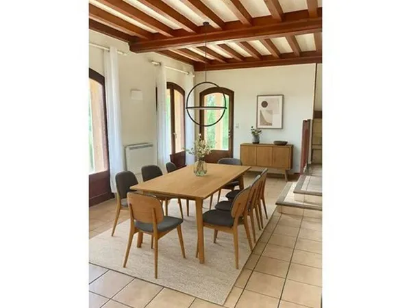 Maison 7 pièces 140 m²