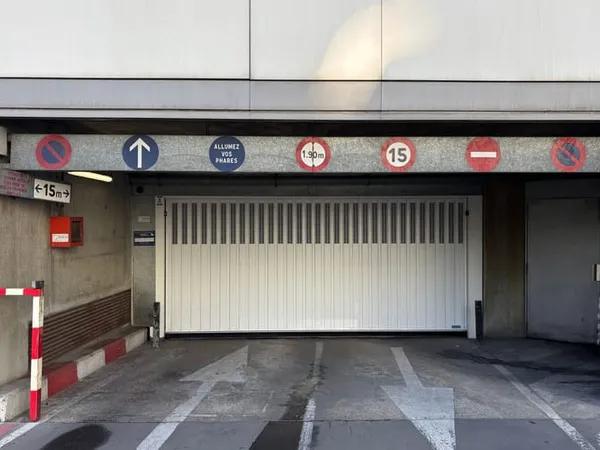 Parking 13 m²