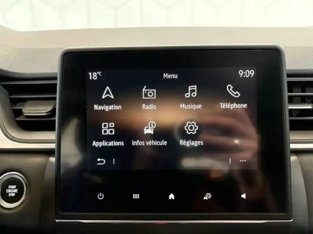 Renault Captur blue dci 115 edc — photo 42