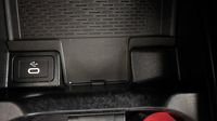 Mercedes Gla 250 e 218ch AMG Line 8G-DCT — photo 30