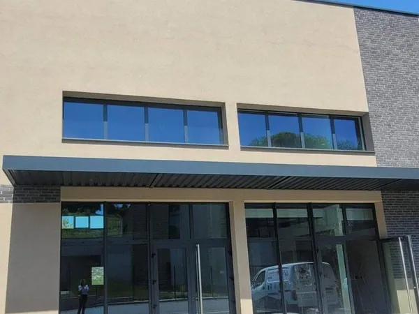 Entrepôt 200 m²