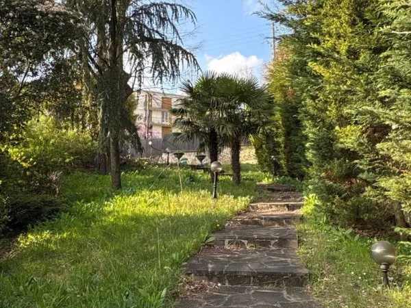 Terrain 311 m²