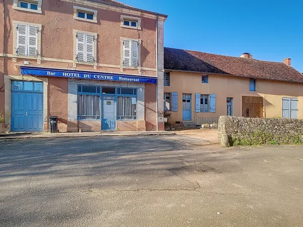 Maison à vendre 10 pièces MARTIGNY LE COMTE (71)